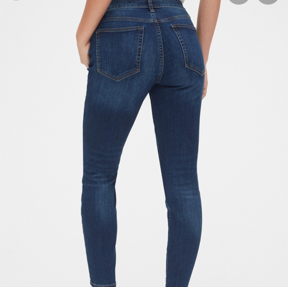 Gap true skinny jeans